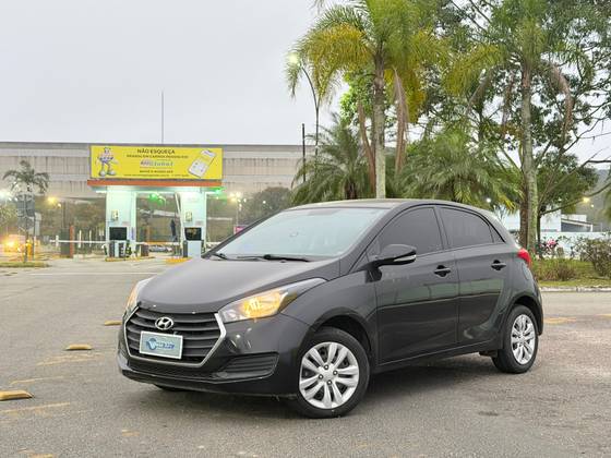 HYUNDAI HB20 1.6 COMFORT PLUS 16V FLEX 4P AUTOMÁTICO
